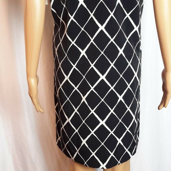 NWT/ Valette Black & White Shift Dress Size M --A - Picture 4 of 10